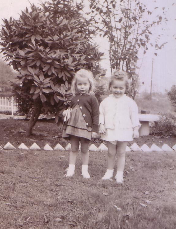 diane_cathy_1945_outdoors.jpg