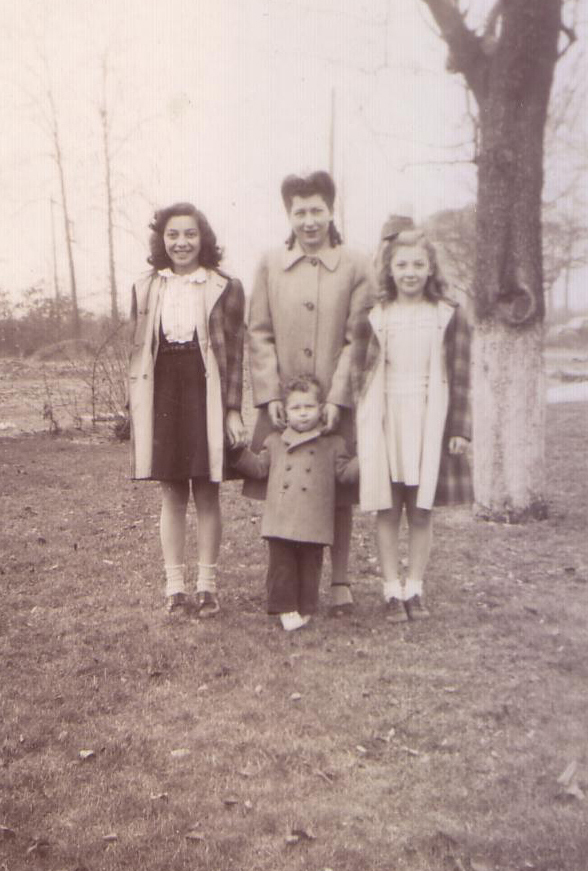rita_esther_june_ginny.jpg