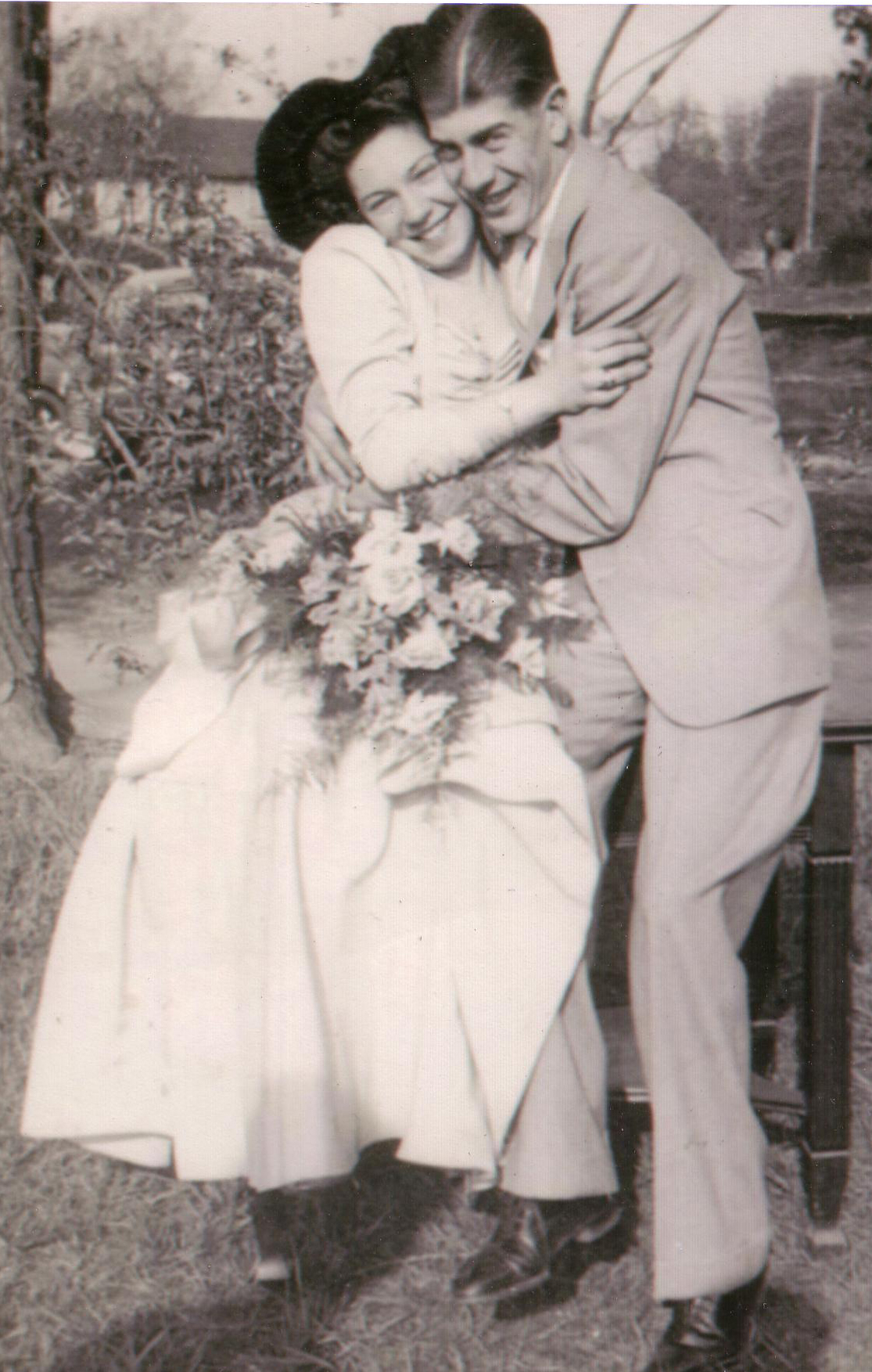 ernie_helen_wedding_outside.jpg