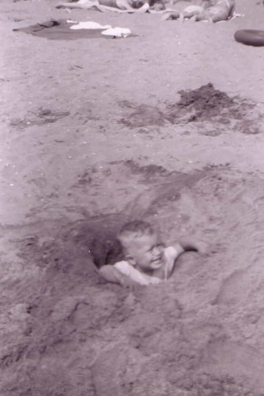 gary_melchiore_beach_playing.jpg