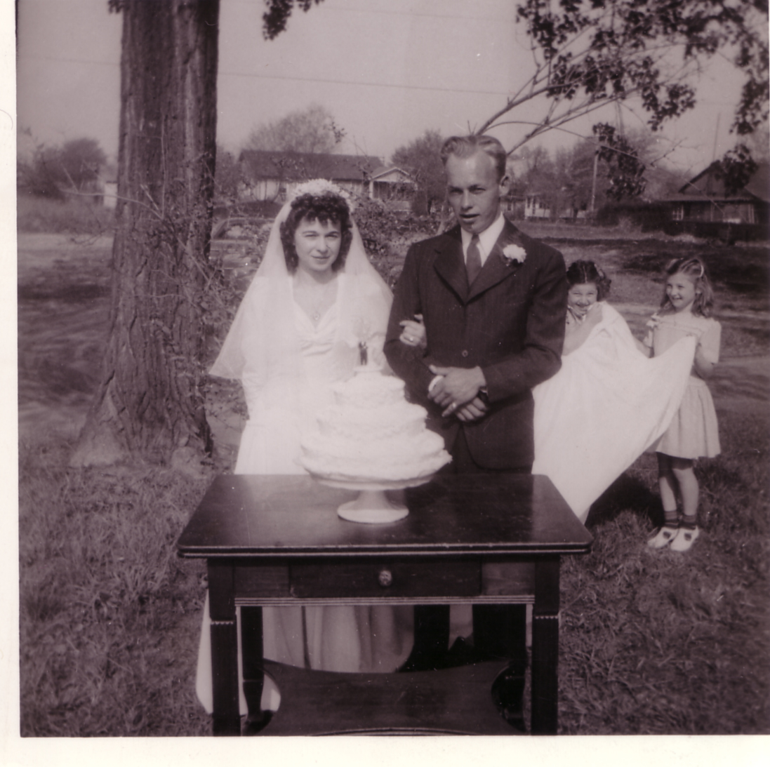 Mom_dad_wedding1.jpg