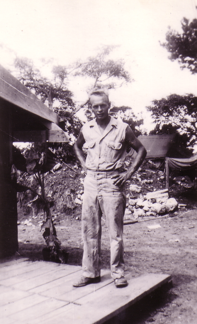 dad_war_uniform.jpg